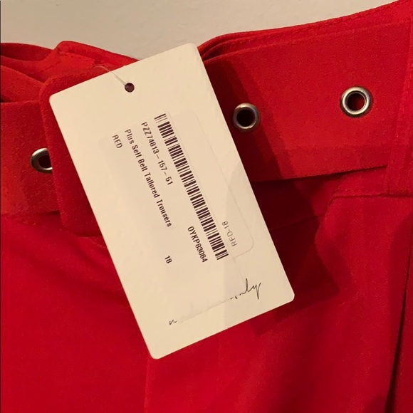 Red suit - Picture 3 of 5